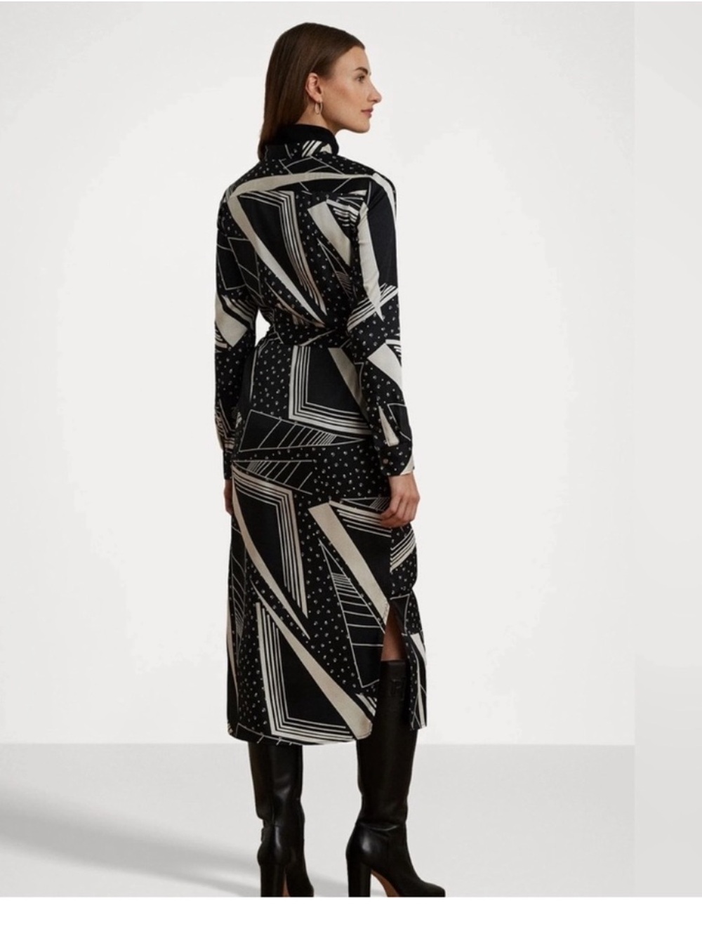 NWT Lauren Ralph Lauren
GEO PRINT BELTED TWILL SHIRTDRESS - Picture 3 of 7